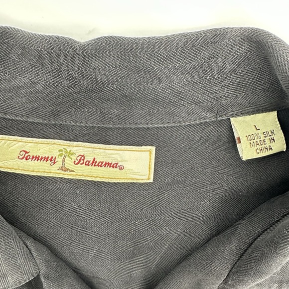 Tommy Bahama Relax Hand Painted Jelly Fish 100% Silk Men's Hawaiian Camp Shirt L - Picture 3 of 9